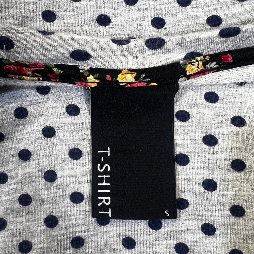 EUC [Dolan] 3/4 Sleeve Top | Grey · Gray & Navy Polka Dot {Anthro} Shirt | Small - Picture 8 of 14